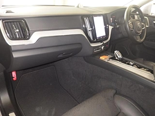 VOLVO XC60 2021
