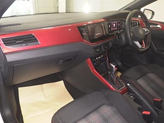 VOLKSWAGEN POLO 2023