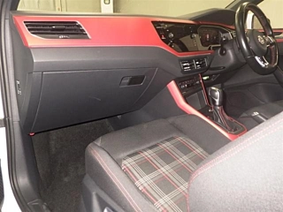VOLKSWAGEN POLO 2020