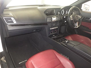 MERCEDES BENZ E CLASS 2015