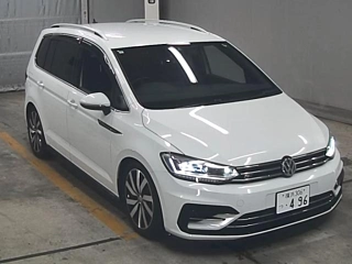 VOLKSWAGEN GOLF TOURAN 2016