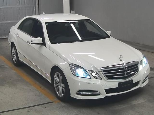 MERCEDES BENZ E CLASS 2010