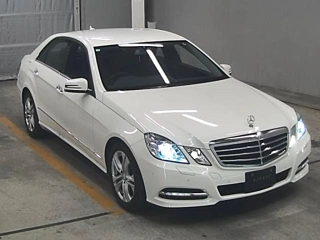 MERCEDES BENZ E CLASS 2010