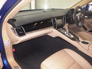 PORSCHE PANAMERA 2014