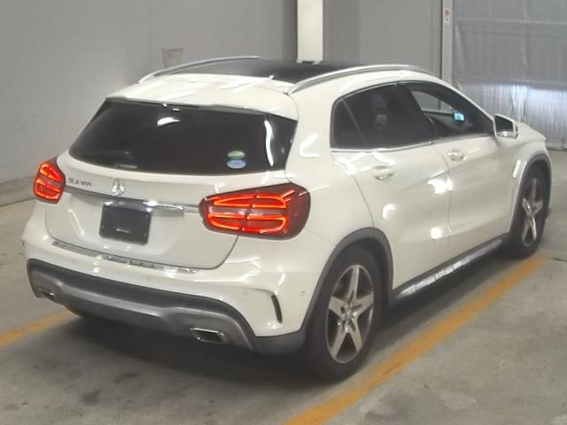 MERCEDES BENZ GLA CLASS 2015