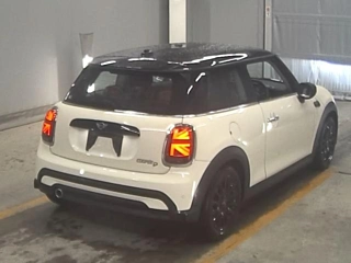 BMW MINI 2022