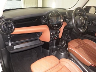 BMW MINI 2022