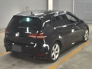 VOLKSWAGEN GOLF 2014