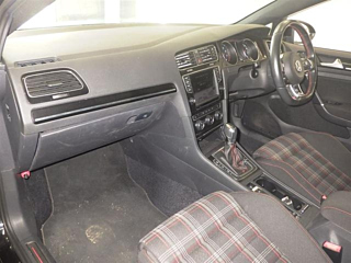 VOLKSWAGEN GOLF 2014