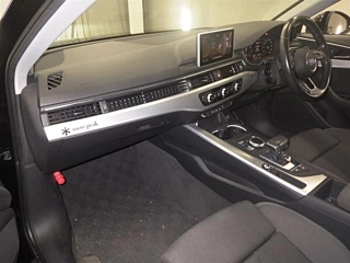 AUDI A4 2016