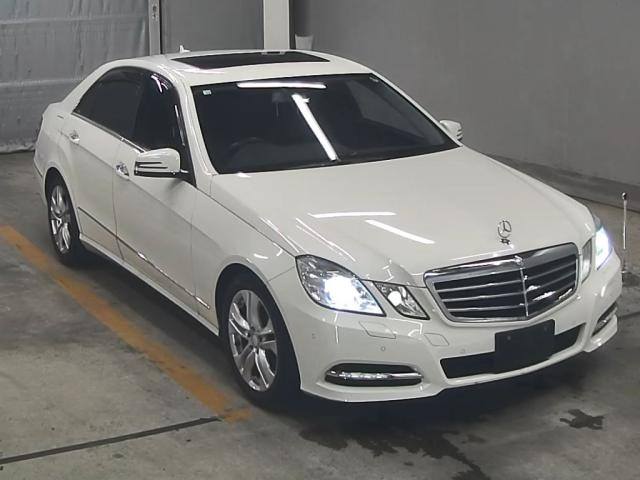 MERCEDES BENZ E CLASS 2010
