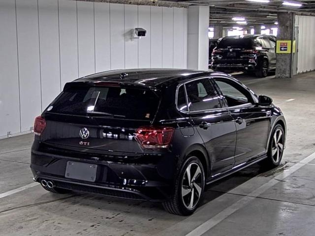 VOLKSWAGEN POLO 2021