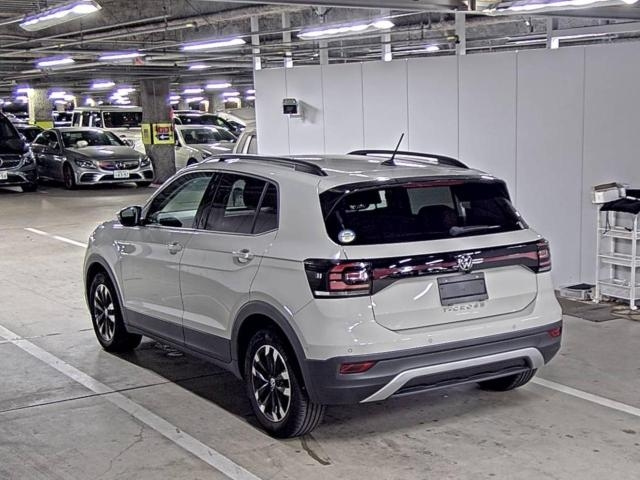 VOLKSWAGEN T-CROSS 2022