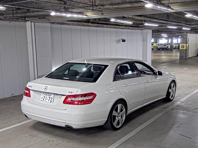 MERCEDES BENZ E CLASS 2011