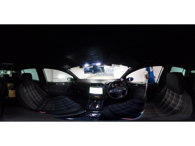 VOLKSWAGEN GOLF 2010
