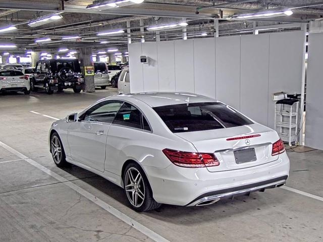 MERCEDES BENZ E CLASS 2015