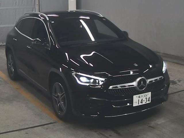 MERCEDES BENZ GLA CLASS 2023
