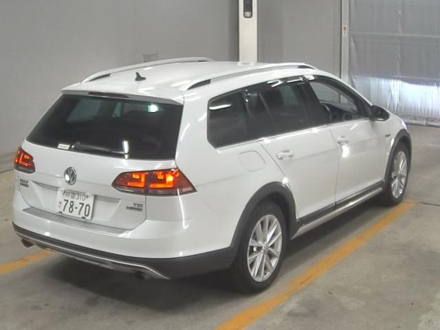 VOLKSWAGEN GOLF ALLTRACK 2016