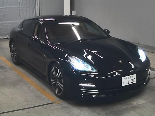 PORSCHE PANAMERA 2013