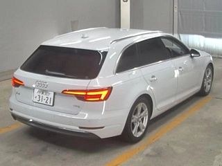 AUDI A4 2016