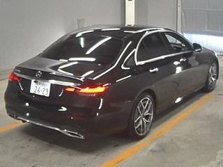 MERCEDES BENZ E CLASS 2021