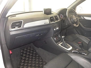 AUDI Q3 2016
