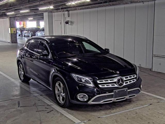 MERCEDES BENZ GLA CLASS 2017