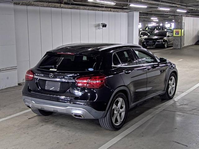 MERCEDES BENZ GLA CLASS 2017
