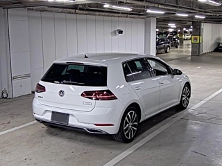 VOLKSWAGEN GOLF 2019