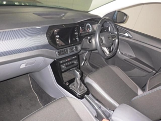 VOLKSWAGEN T-CROSS 2020