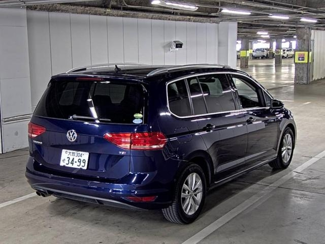 VOLKSWAGEN GOLF TOURAN 2018