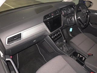 VOLKSWAGEN GOLF TOURAN 2018