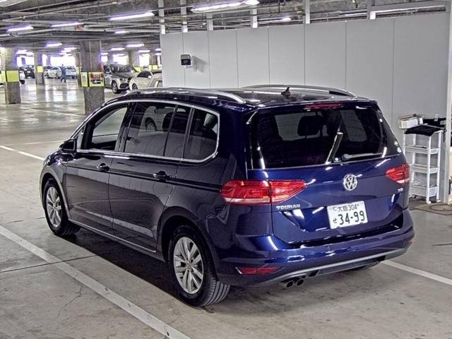 VOLKSWAGEN GOLF TOURAN 2018