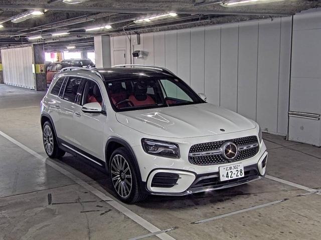MERCEDES BENZ GLB 2024