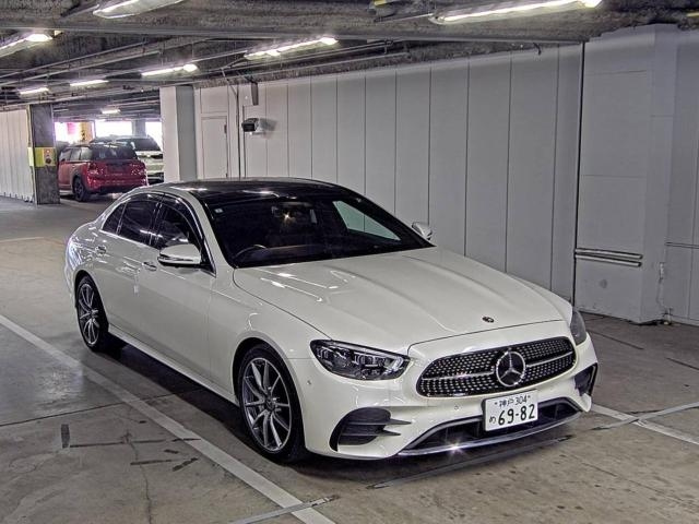 MERCEDES BENZ E CLASS 2021
