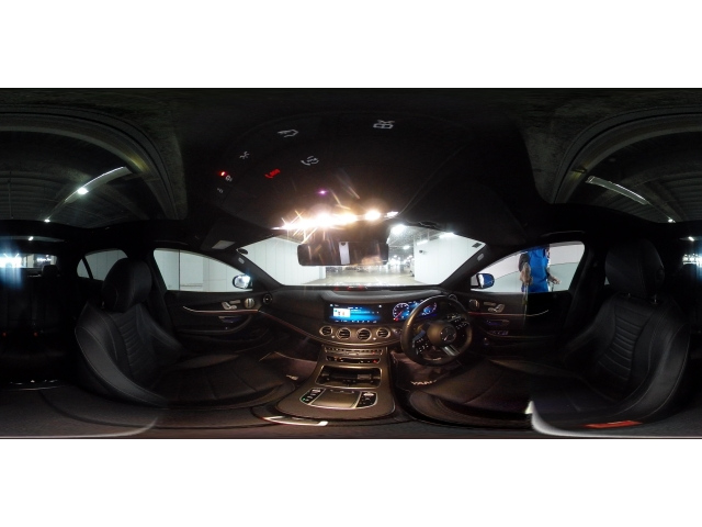 MERCEDES BENZ E CLASS 2021