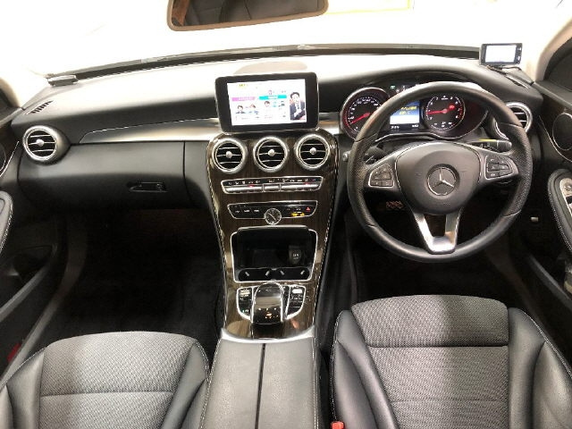 MERCEDES BENZ C CLASS 2016