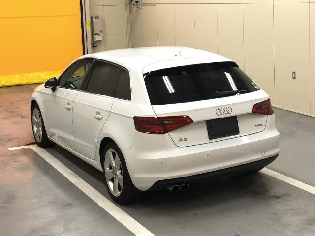 AUDI A3 2015