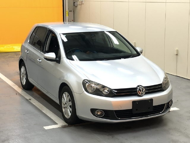 VOLKSWAGEN GOLF 2012