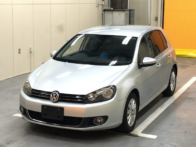 VOLKSWAGEN GOLF 2012