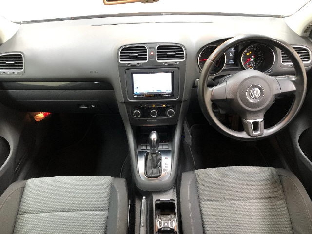 VOLKSWAGEN GOLF 2012