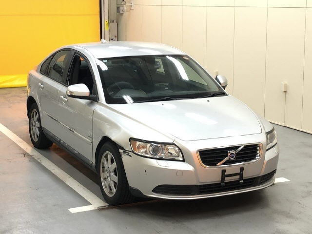 VOLVO S40 2010