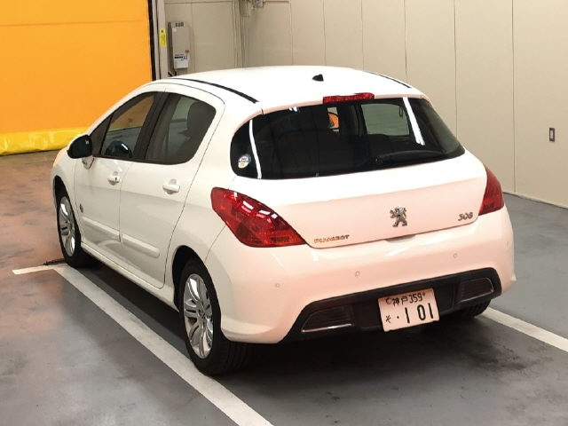 PEUGEOT 308 2011