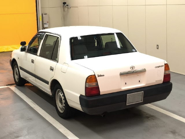 TOYOTA CROWN COMFORT 2013