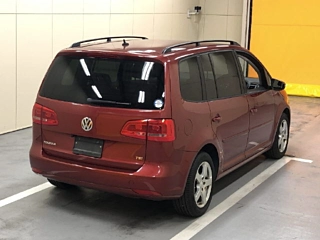 VOLKSWAGEN GOLF TOURAN 2011