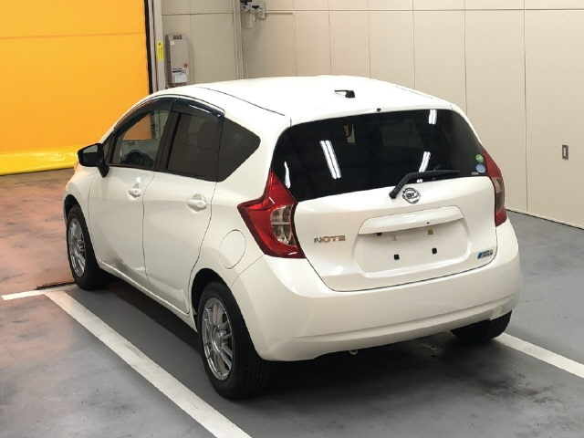 NISSAN NOTE 2015