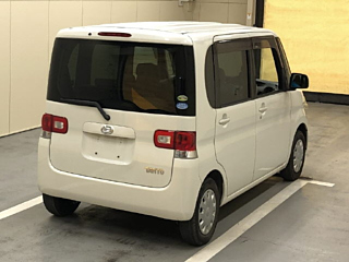 DAIHATSU TANTO 2009