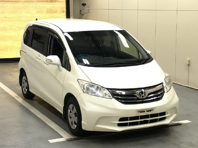 HONDA FREED 2012