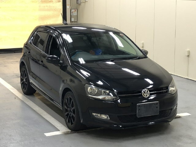 VOLKSWAGEN POLO 2014