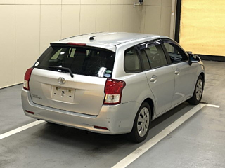 TOYOTA COROLLA FIELDER 2013